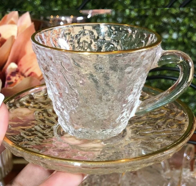 Xícara de Cristal Martelado com Pires e Fio de Ouro Petra 180ml - Lyor
